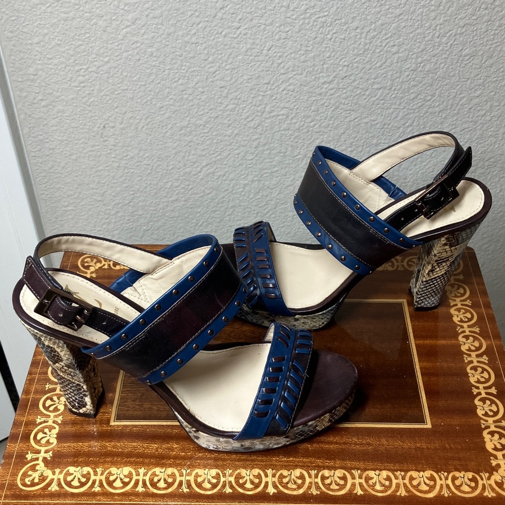 Vince Camuto 8 Brown and Blue Studded snake print Heels